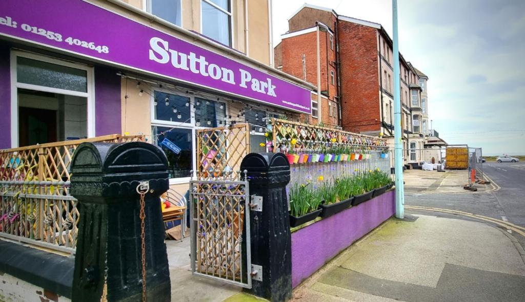 Sutton Park Guest House ブラックプール エクステリア 写真