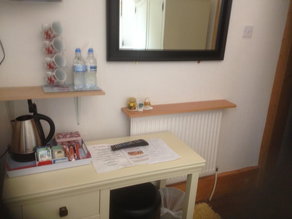Sutton Park Guest House ブラックプール エクステリア 写真