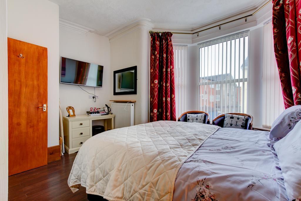 Sutton Park Guest House ブラックプール エクステリア 写真
