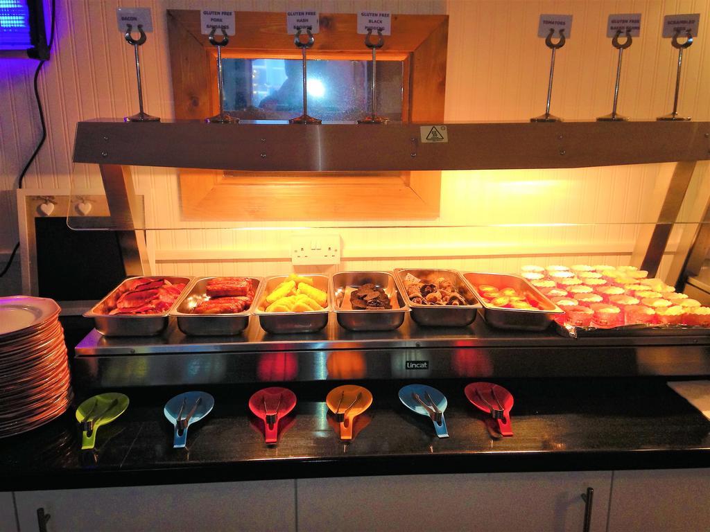 Sutton Park Guest House ブラックプール エクステリア 写真