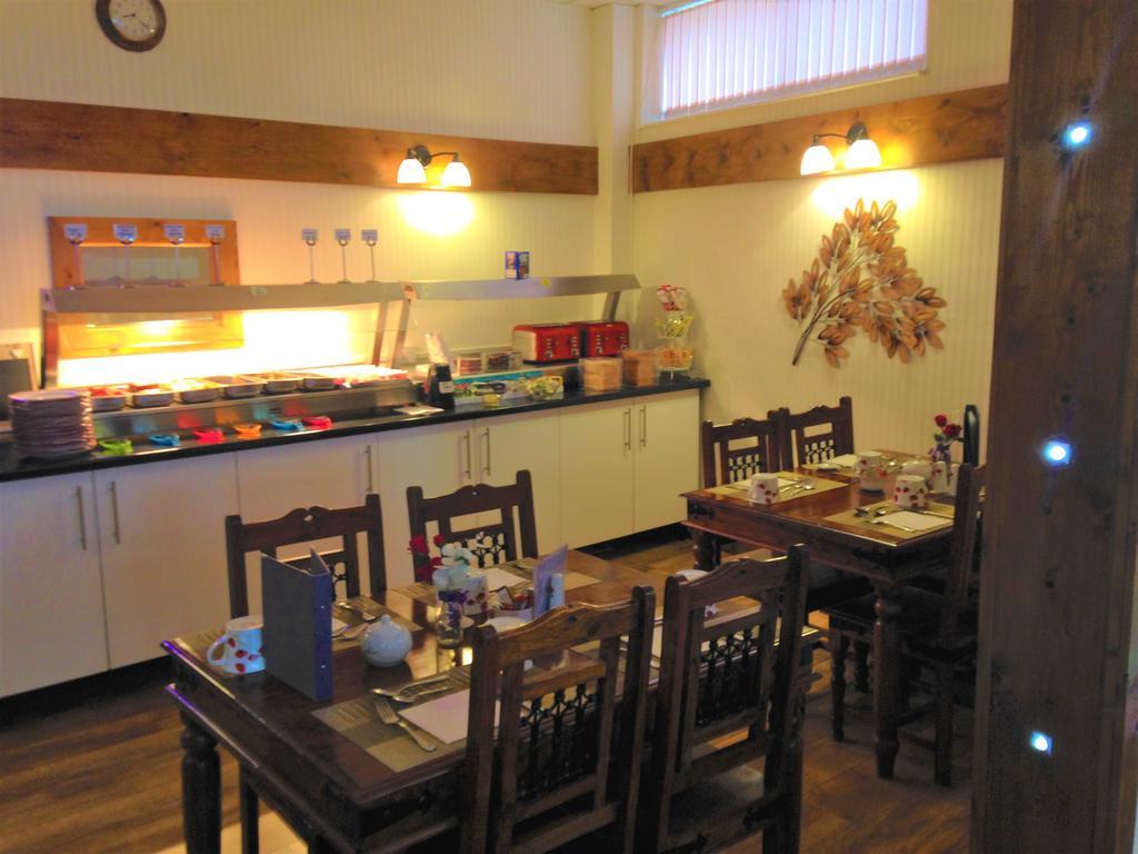 Sutton Park Guest House ブラックプール エクステリア 写真